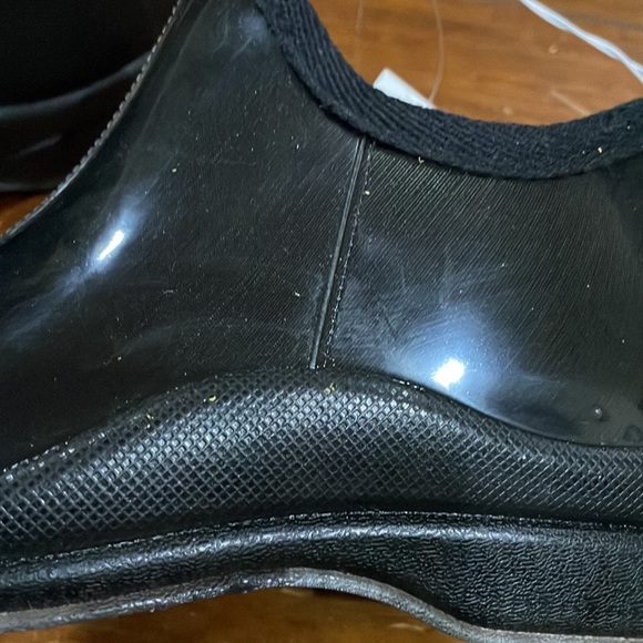 Capelli of New York black rubber ankle boots (sz 8) - Picture 10 of 15